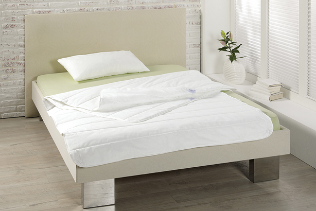 Medi-Tech-Muenster_Pulmasoft-Bettdecke-Steppbett-Ambiente.jpg